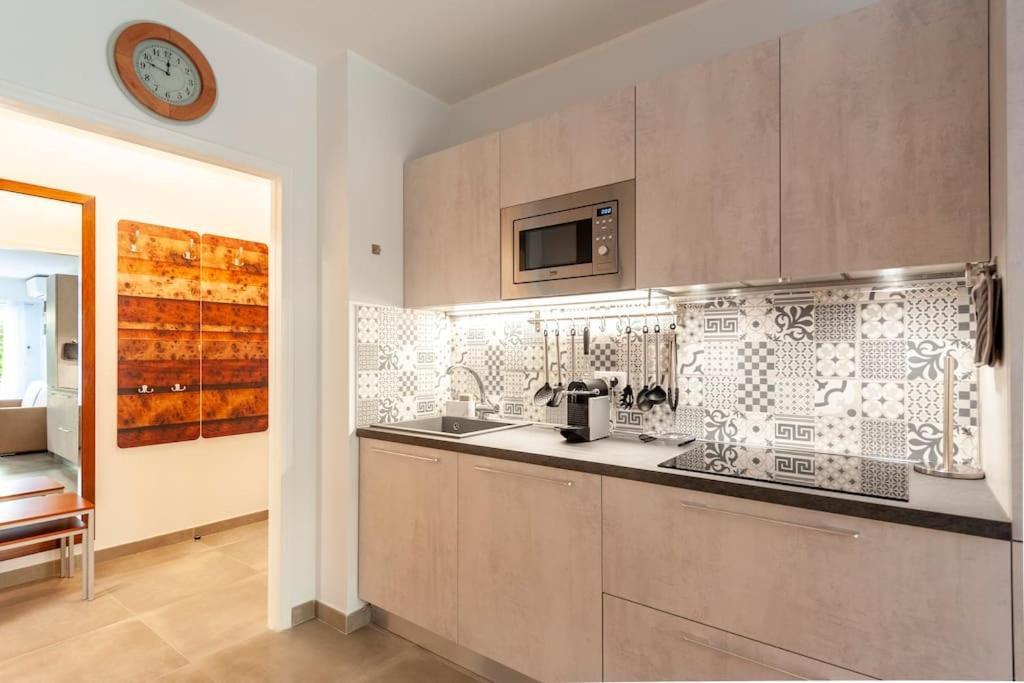 Superbe Studio Avec Terrasse En Front De Mer Menton Ngoại thất bức ảnh