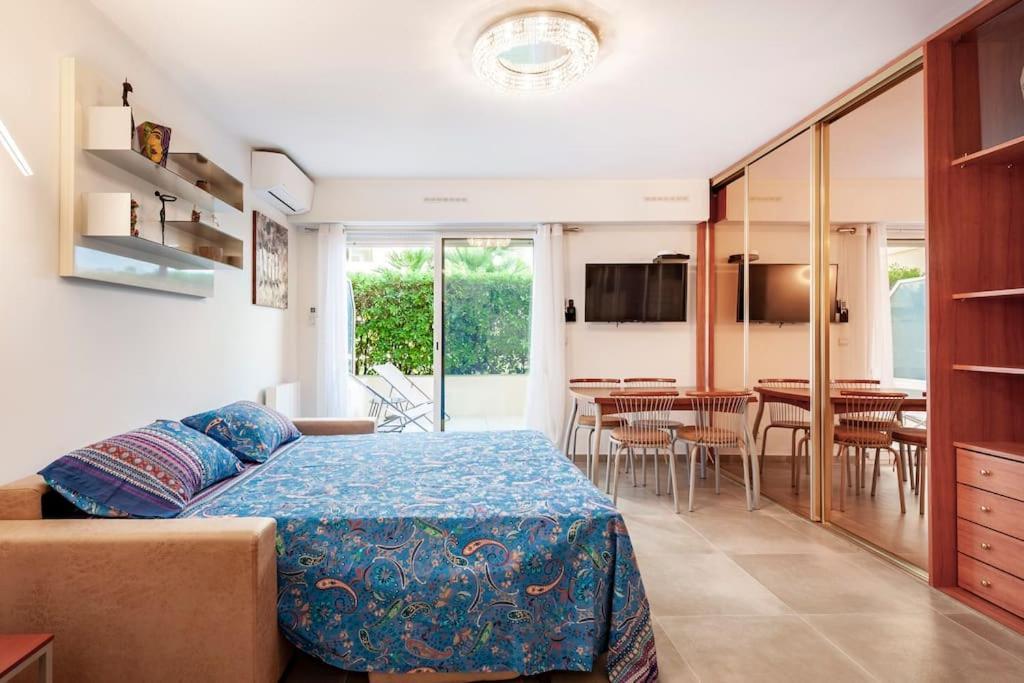 Superbe Studio Avec Terrasse En Front De Mer Menton Ngoại thất bức ảnh