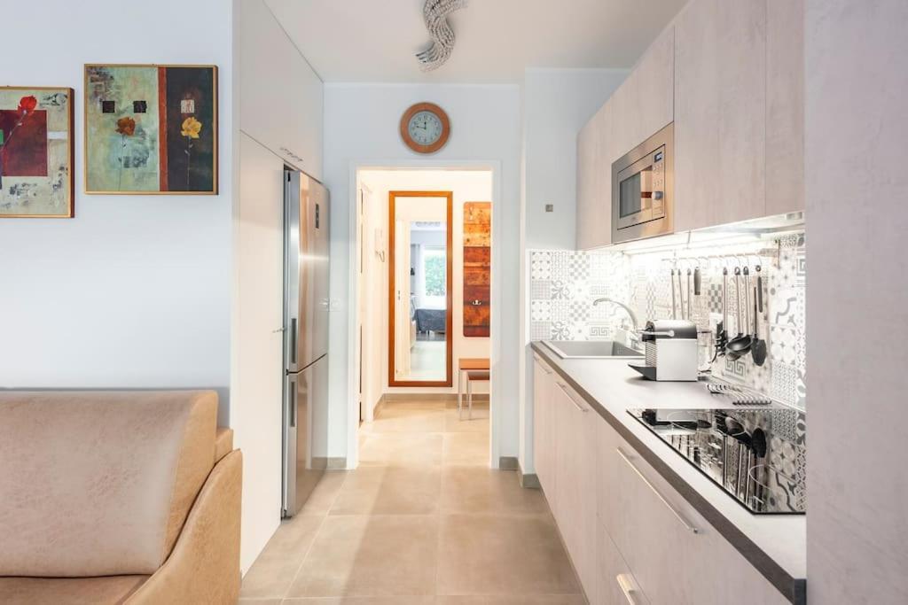 Superbe Studio Avec Terrasse En Front De Mer Menton Ngoại thất bức ảnh
