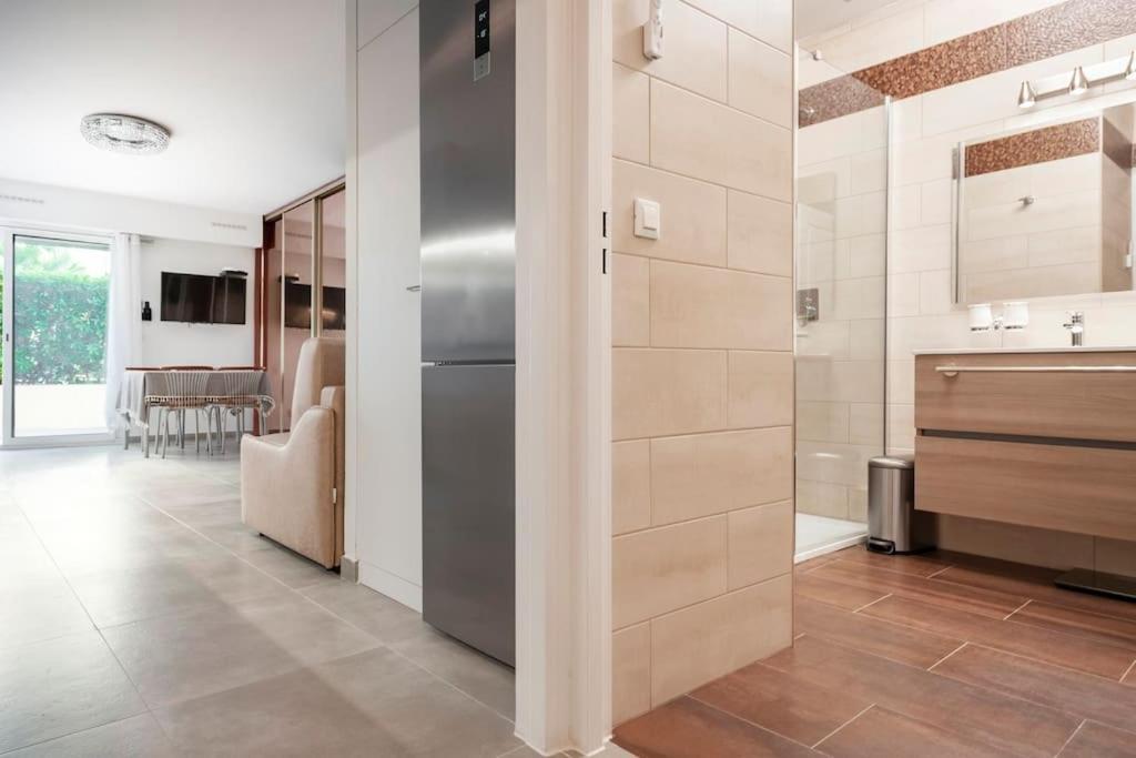 Superbe Studio Avec Terrasse En Front De Mer Menton Ngoại thất bức ảnh